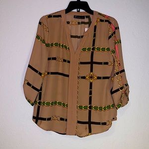 New York & Company Tan Printed V-neck Blouse. Size XS. New !